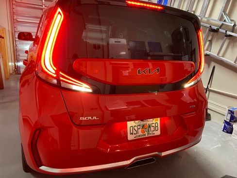 Used 2025 Kia Soul GT-Line w/ GT-Line Technology Package FWD image 22