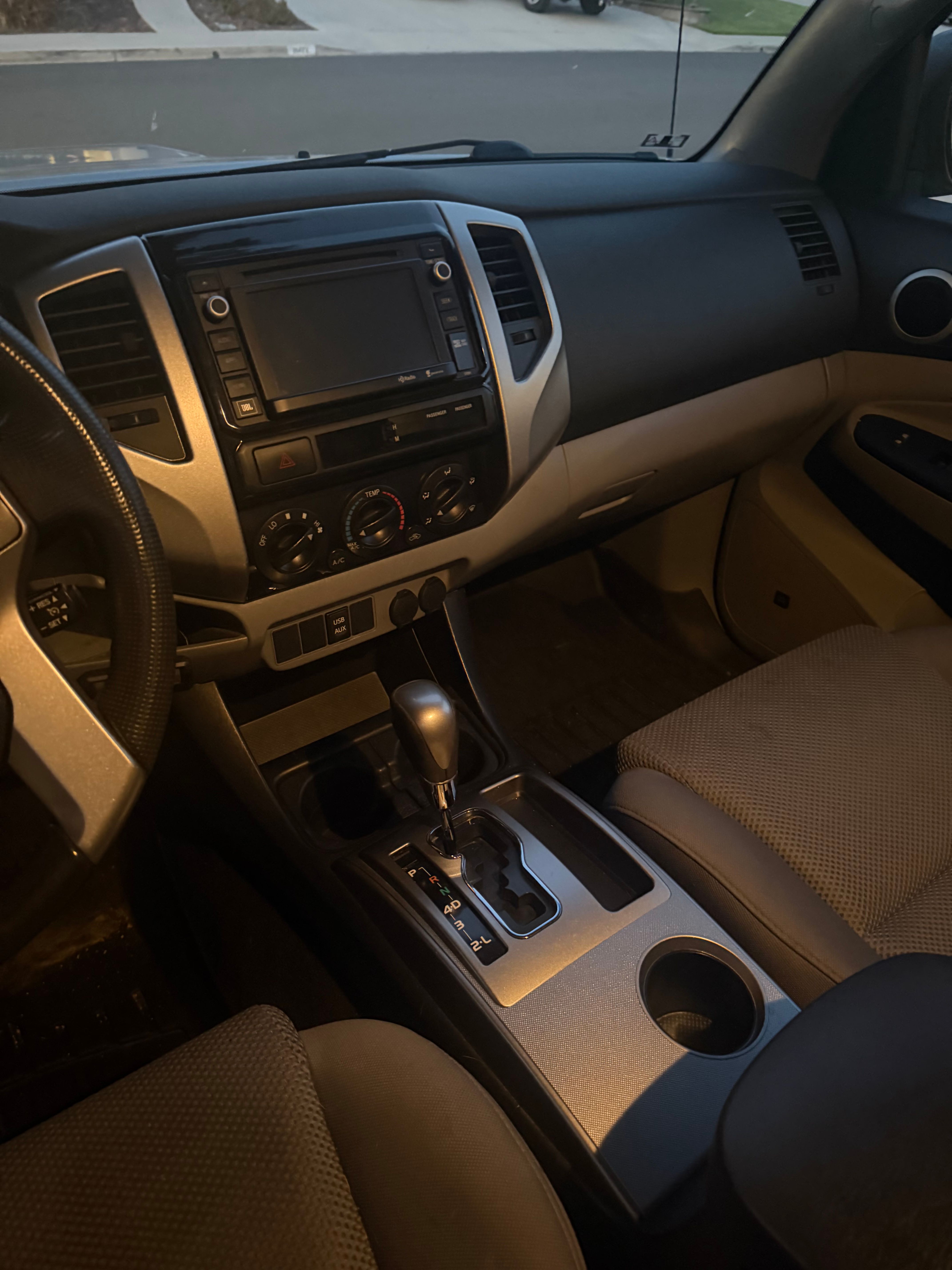 Used 2014 Toyota Tacoma PreRunner w/ TRD Sport Package RWD image 11