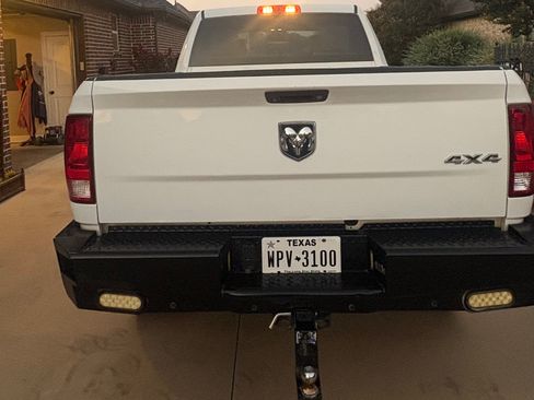 Used 2018 RAM 2500 Tradesman w/ Chrome Appearance Group AWD/4WD image 2