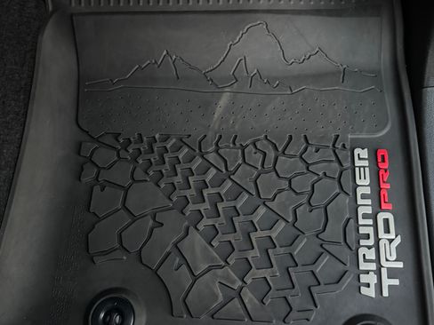 Used 2021 Toyota 4Runner TRD Pro AWD/4WD image 15