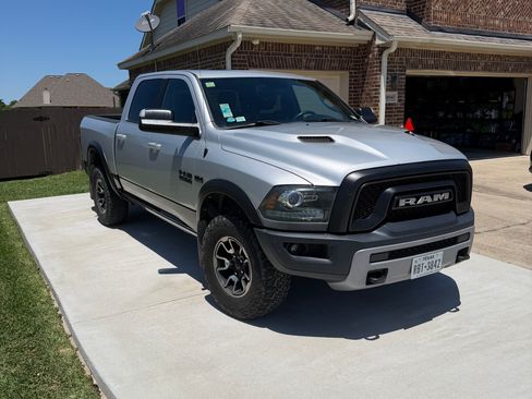 Used 2017 RAM 1500 Rebel w/ Luxury Group AWD/4WD image 8