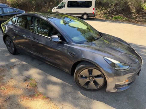 Used 2021 Tesla Model 3 Long Range image 5