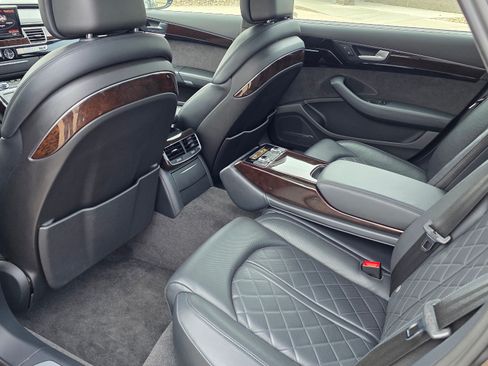 Used 2017 Audi A8 L 4.0T image 13