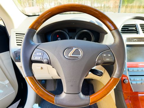 Used 2010 Lexus ES 350 image 12