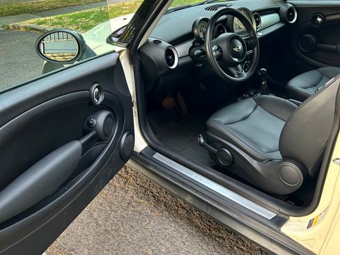 Used 2013 MINI Cooper Hardtop FWD image 5