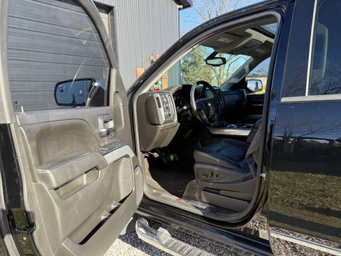 Used 2014 Chevrolet Silverado 1500 LTZ Z71 w/ LTZ Plus Package image 6