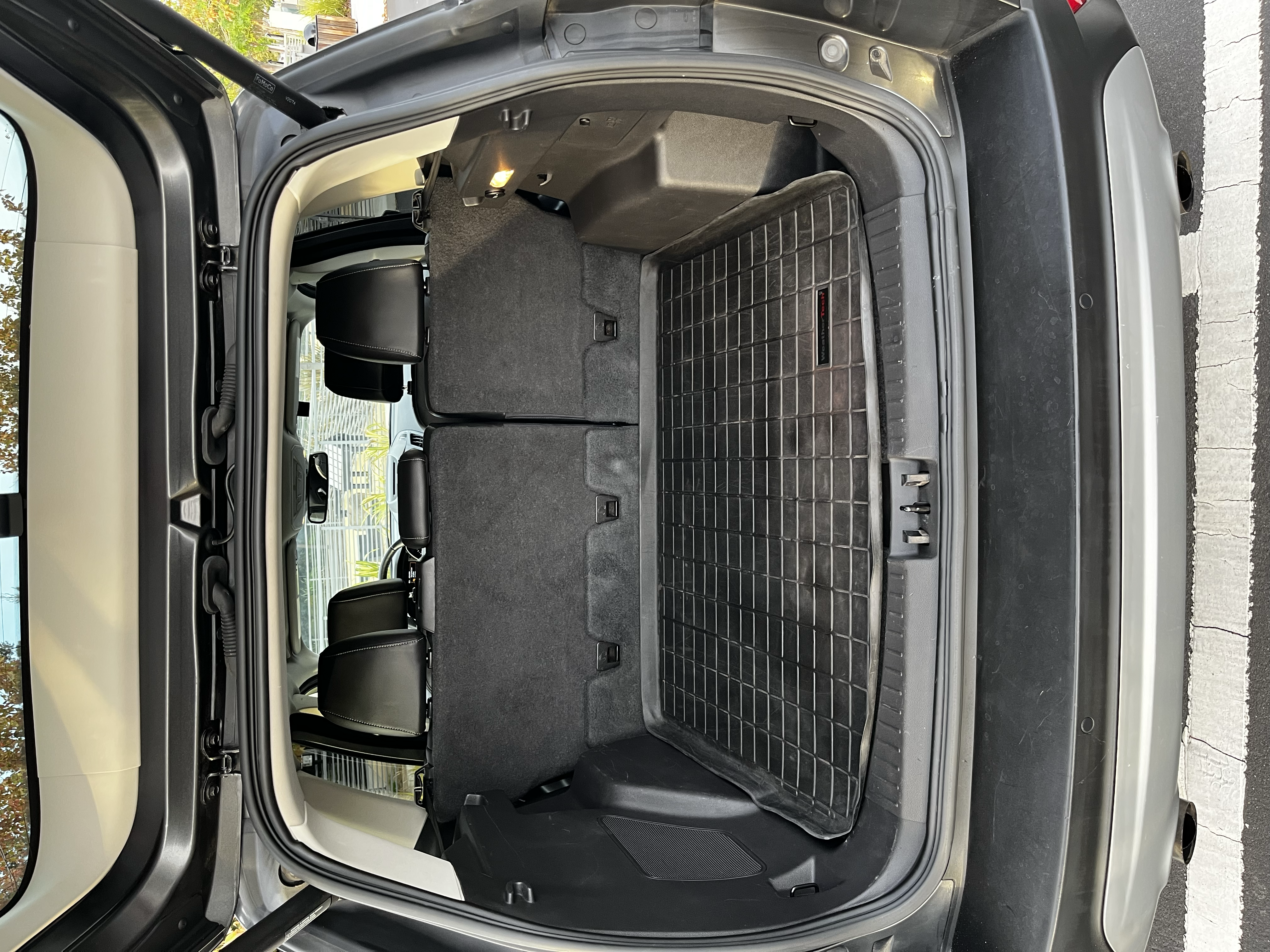 Used 2017 Ford Escape Titanium FWD image 14