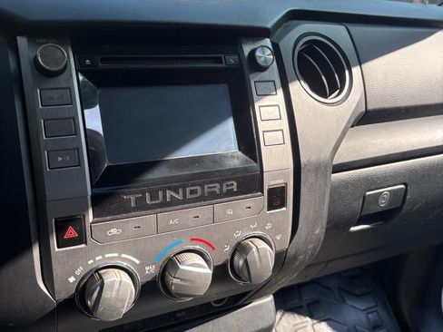 Used 2014 Toyota Tundra SR image 11