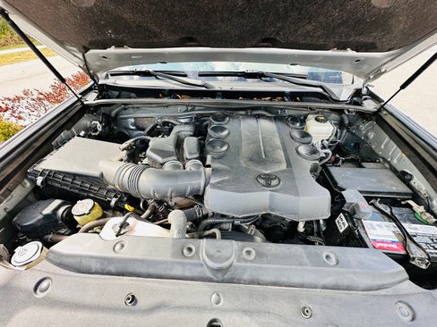 Used 2019 Toyota 4Runner SR5 image 23