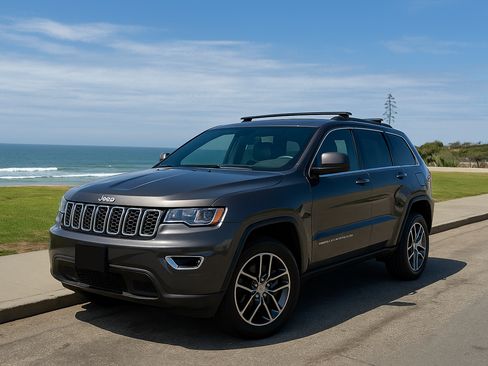 Used 2018 Jeep Grand Cherokee Limited image 4