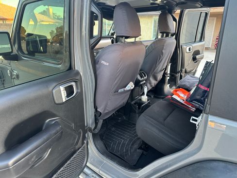 Used 2020 Jeep Wrangler Unlimited Sport S image 8