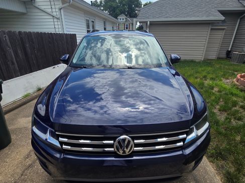 Used 2021 Volkswagen Tiguan S AWD/4WD image 2