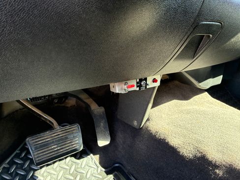 Used 2012 Chevrolet Silverado 2500 LT w/ Interior Plus Package image 13