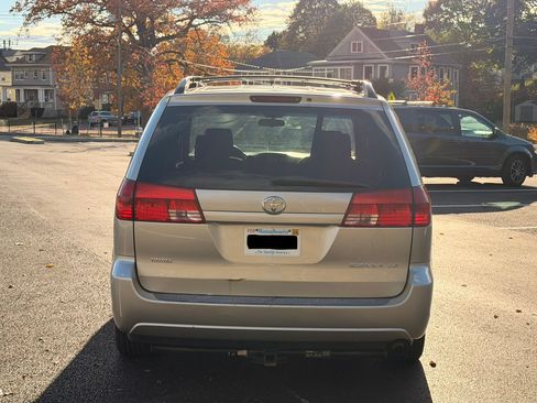 Used 2005 Toyota Sienna LE image 6