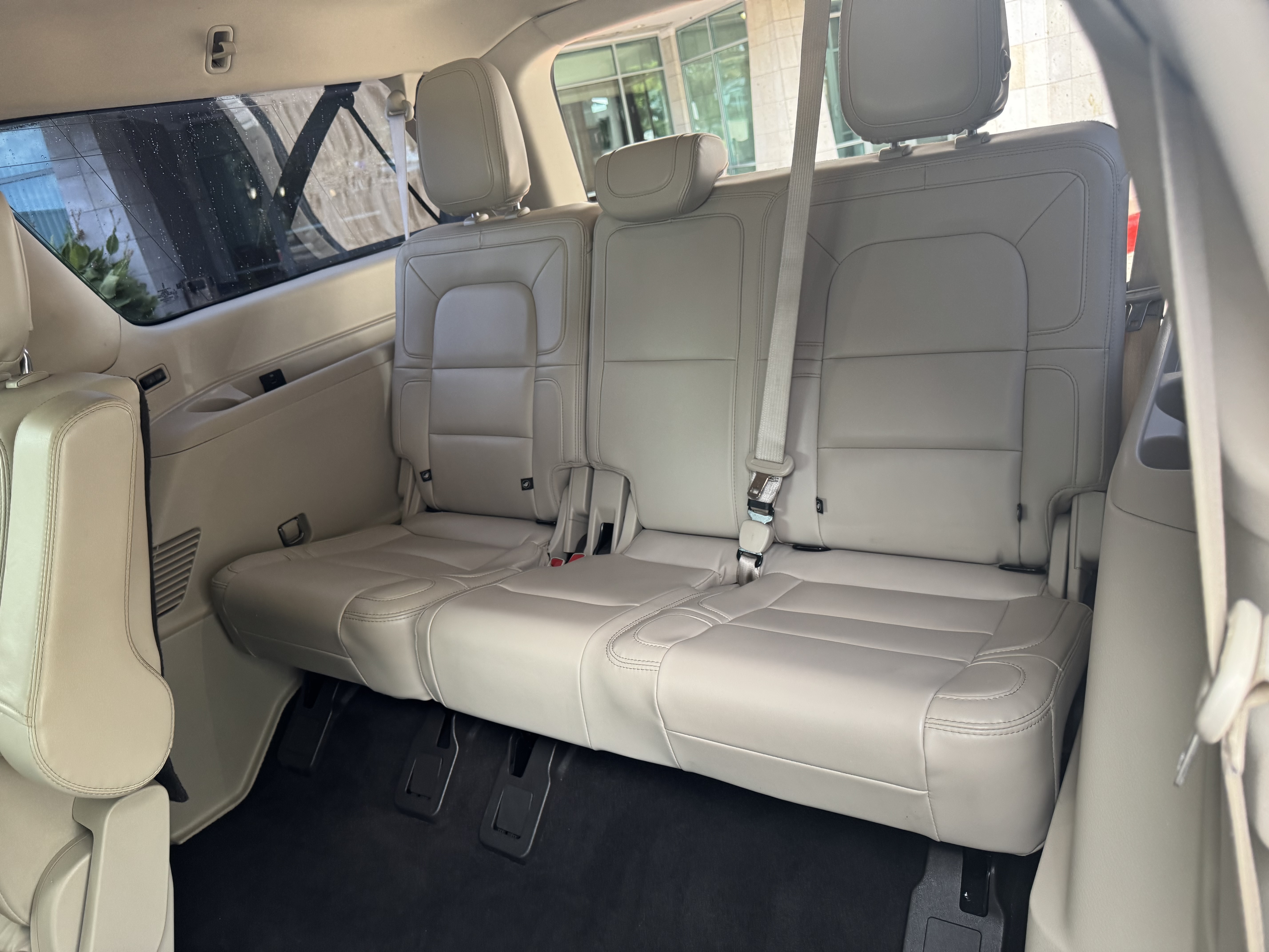 Used 2021 Lincoln Navigator L Reserve RWD image 21