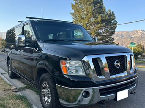 Used 2013 Nissan NV 3500 SL w/ Technology Pkg RWD image 1