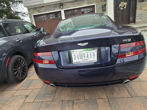 Used 2005 Aston Martin DB9 Coupe 2D image 2