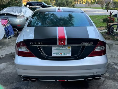 Used 2009 Mercedes-Benz CLS 63 AMG image 16
