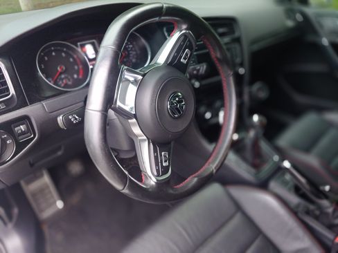 Used 2017 Volkswagen GTI Autobahn FWD image 20