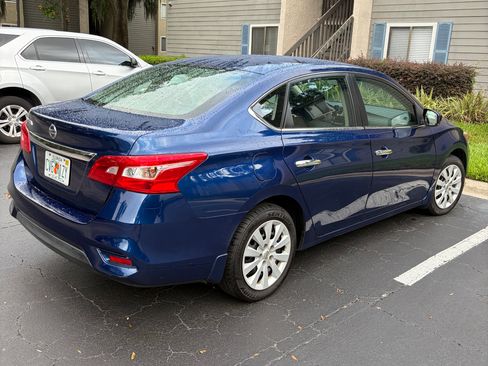 Used 2017 Nissan Sentra S FWD image 2