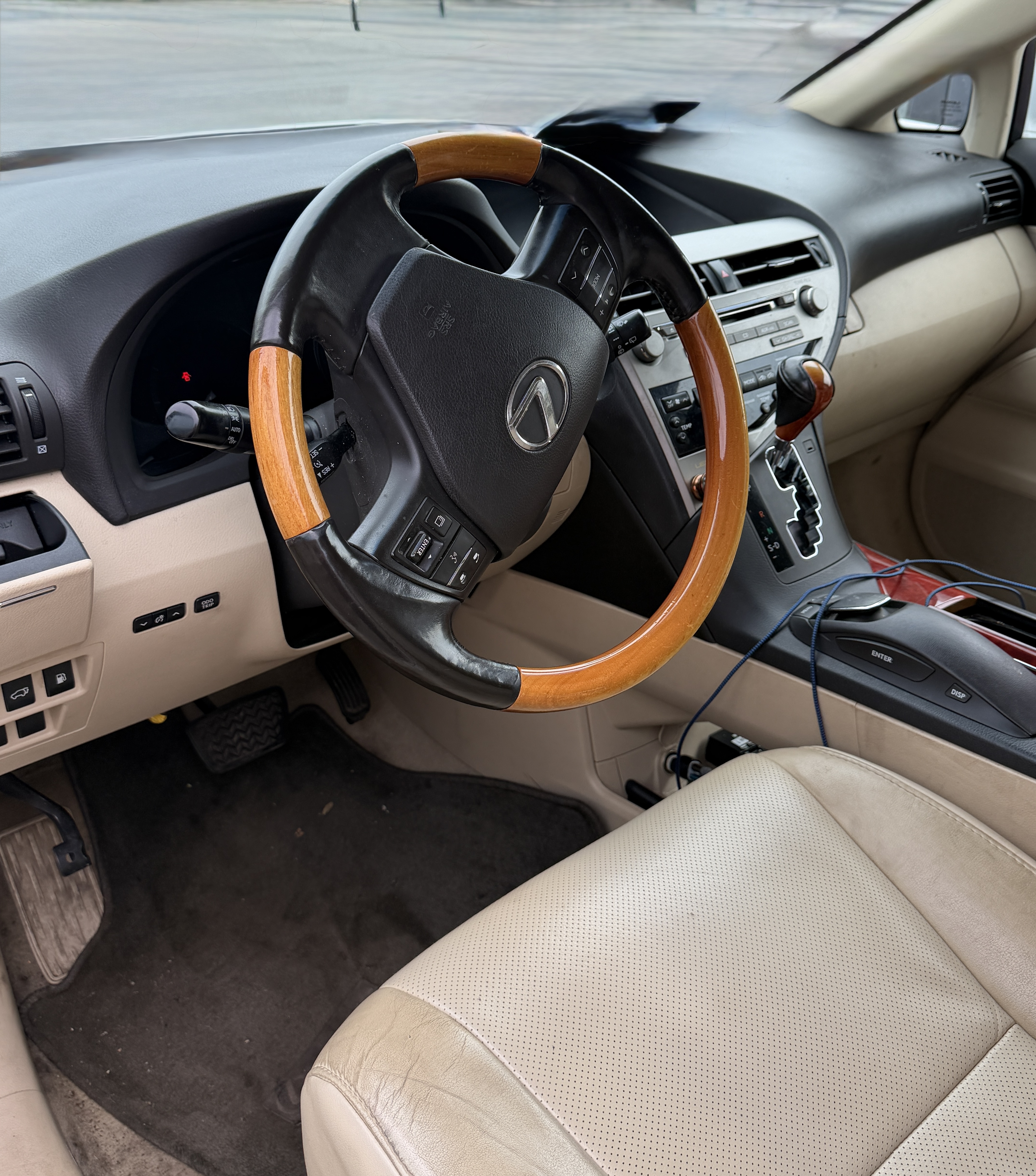 Used 2011 Lexus RX 350 AWD w/ Premium Pkg image 6