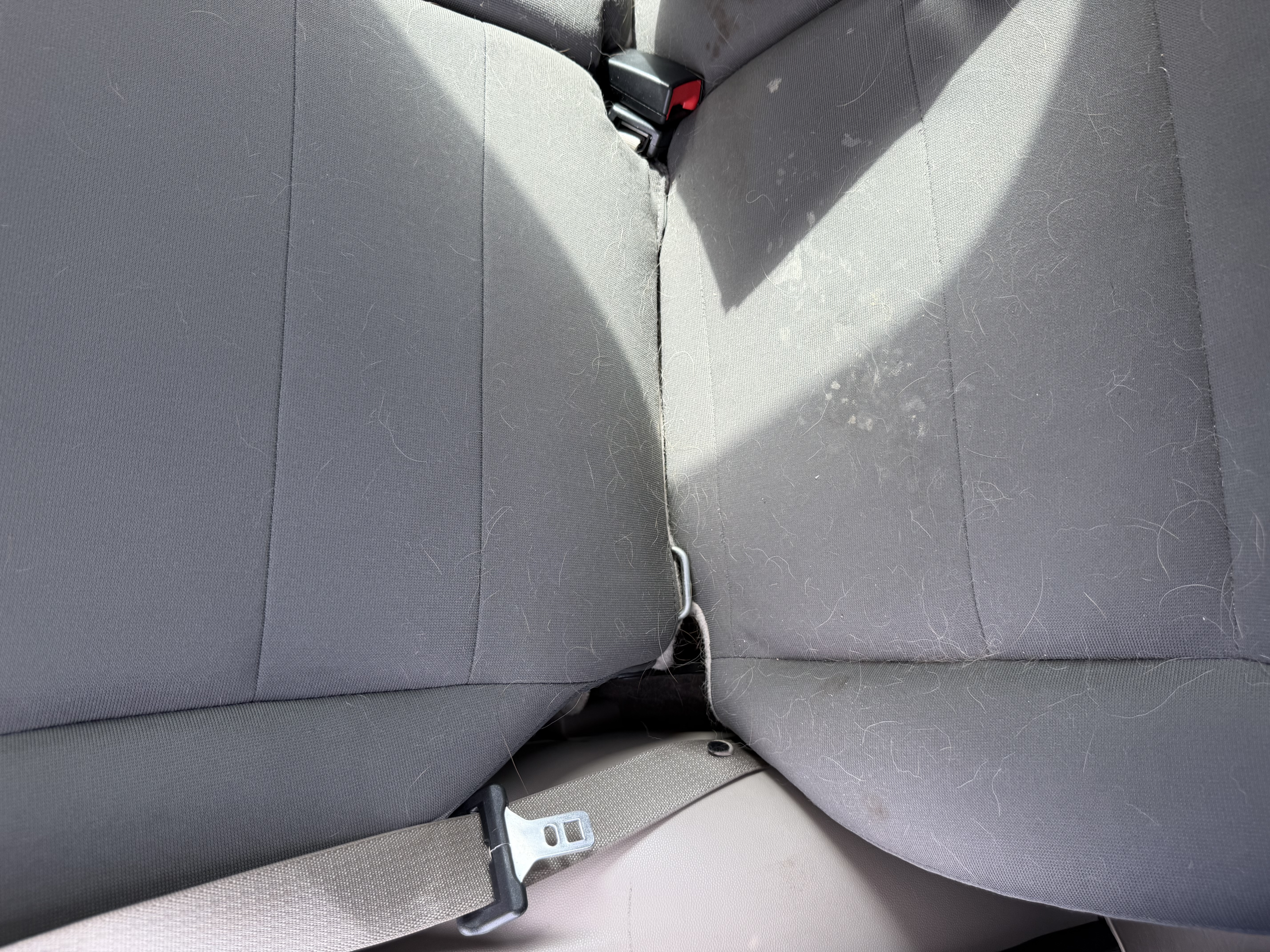 Used 2010 Ford Escape XLS AWD/4WD image 18