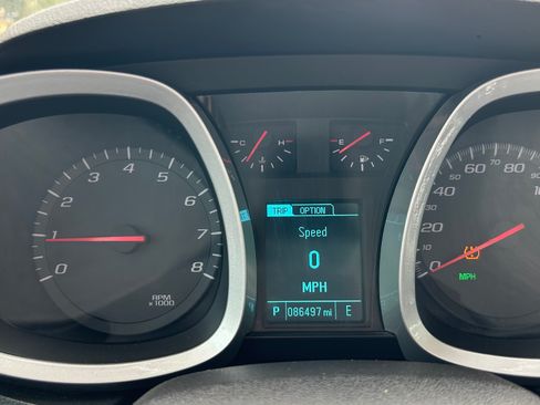 Used 2015 Chevrolet Equinox LS FWD image 11