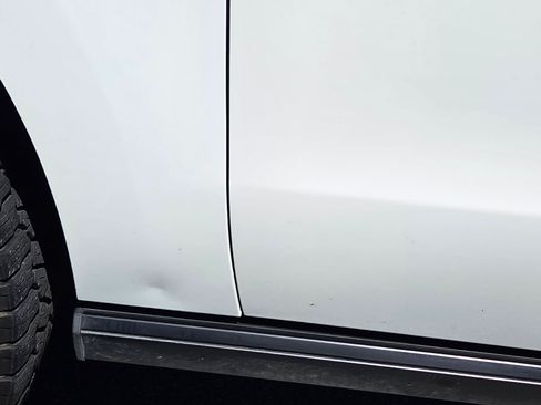 Used 2021 Ford Expedition Limited image 28