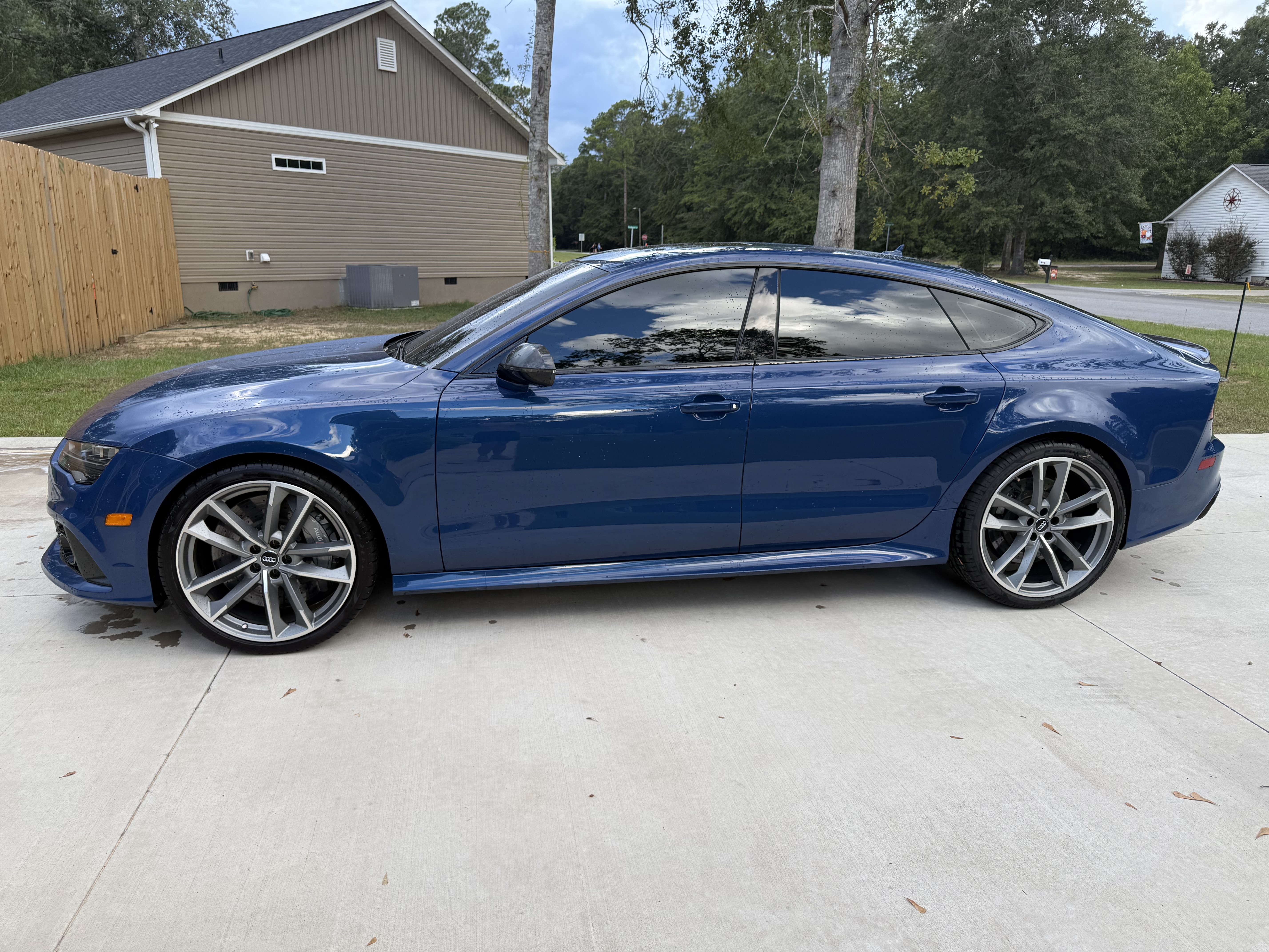 Used 2018 Audi RS 7 Performance AWD/4WD image 1