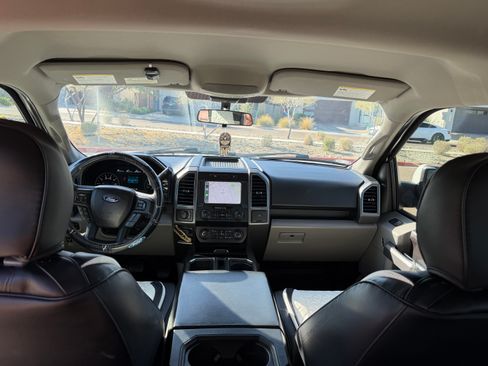 Used 2019 Ford F150 XLT image 16