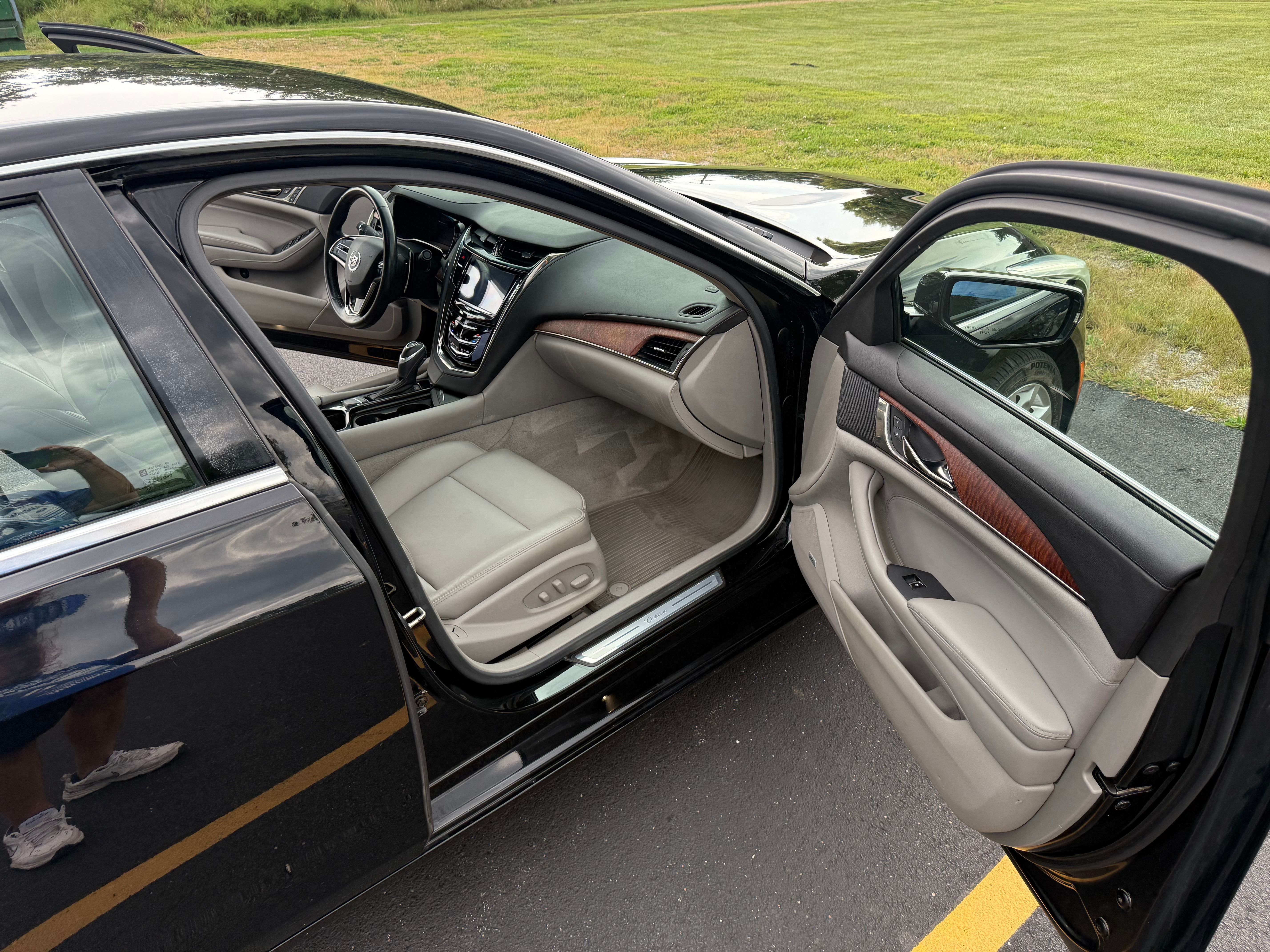 Used 2014 Cadillac CTS AWD Sedan image 11