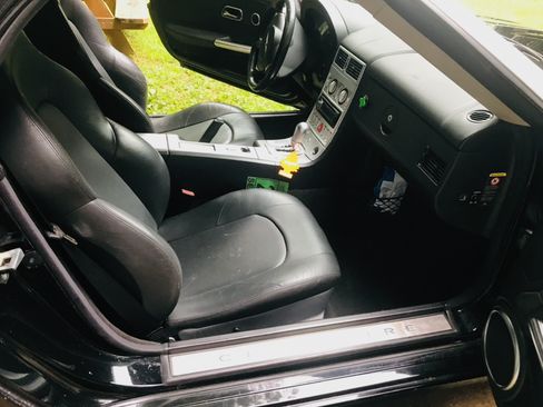 Used 2005 Chrysler Crossfire Limited image 11