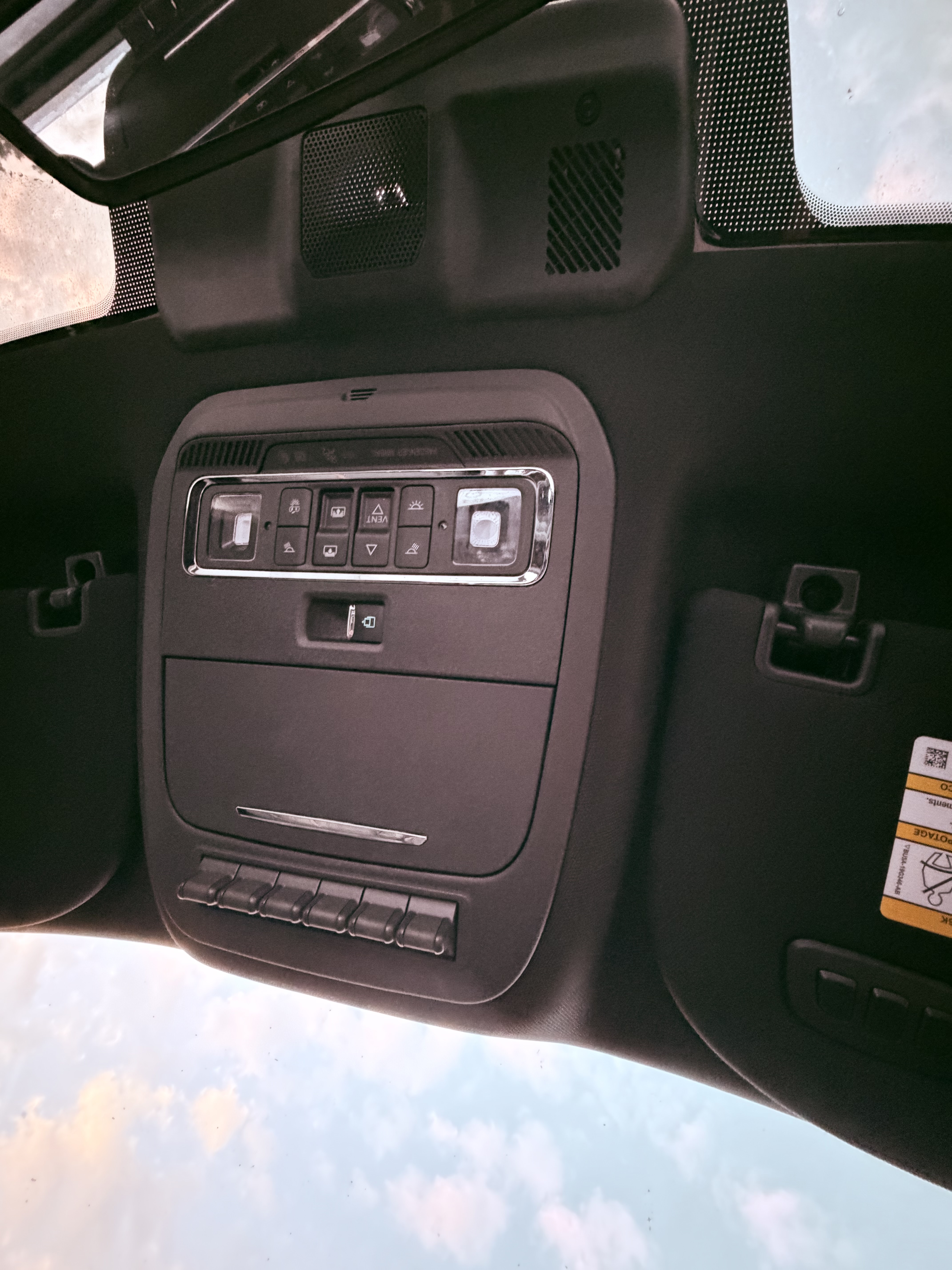 Used 2024 Ford F250 Platinum AWD/4WD image 9