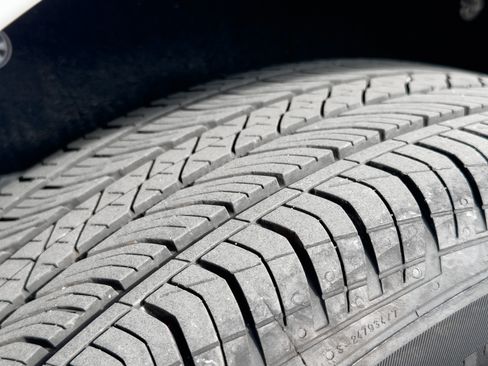 Used 2023 Ford Transit Connect XL image 15