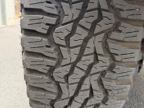 Used 2022 Jeep Wrangler Unlimited Sahara AWD/4WD image 13