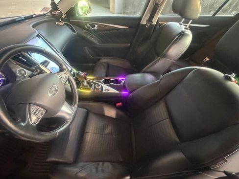 Used 2015 INFINITI Q50 AWD w/ Deluxe Touring Package image 14