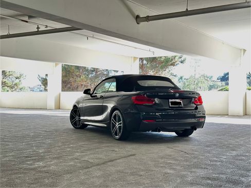 Used 2018 BMW M240i Convertible w/ Premium Package RWD image 5