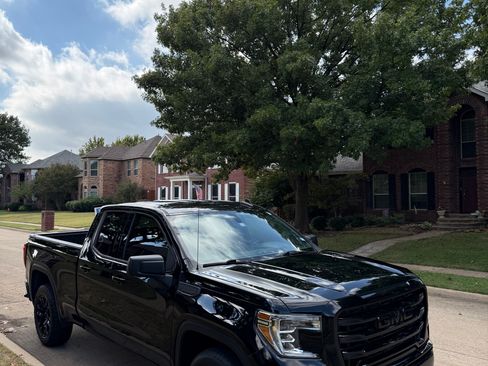 Used 2020 GMC Sierra 1500 Elevation image 2