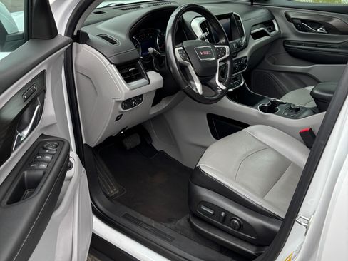 Used 2022 GMC Terrain SLT AWD/4WD image 13