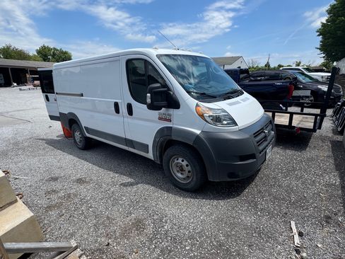 Used 2018 RAM ProMaster 1500 FWD image 2