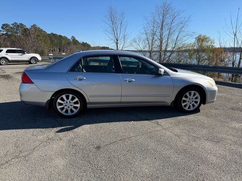 Used 2006 Honda Accord EX-L image 6