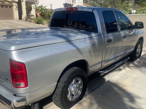 Used 2004 Dodge Ram 2500 Truck SLT w/ Trailer Tow Group RWD image 10
