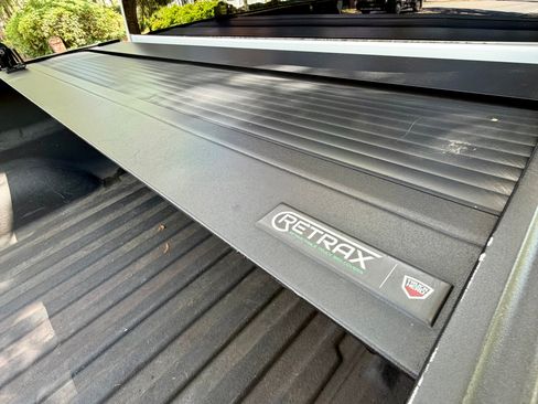 Used 2018 Chevrolet Silverado 1500 LT w/ All Star Edition image 15