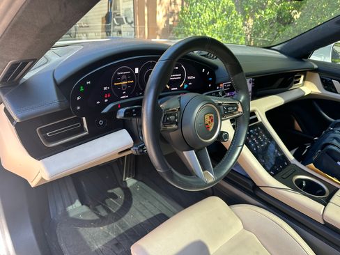 Used 2021 Porsche Taycan Turbo S image 9