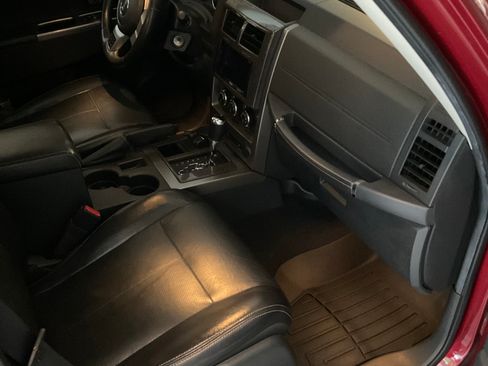 Used 2012 Jeep Liberty Limited w/ Comfort/Convenience Group AWD/4WD image 8