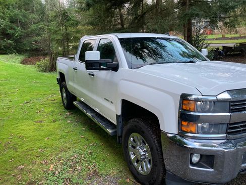 Used 2015 Chevrolet Silverado 2500 LT image 4