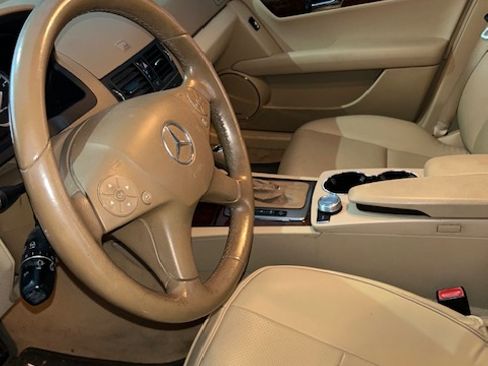 Used 2008 Mercedes-Benz C 300 4MATIC Sedan image 10
