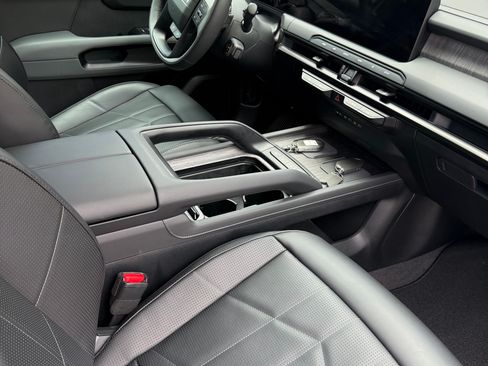 Used 2027 Kia Telluride X-Line SX Prestige AWD/4WD image 9