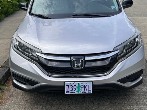 Used 2016 Honda CR-V LX image 4