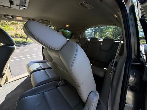 Used 2011 Honda Odyssey EX-L image 27
